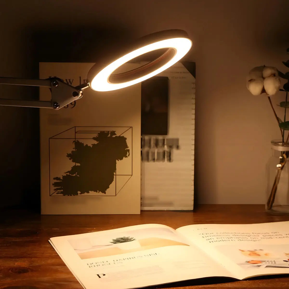 Lampara led con lupa